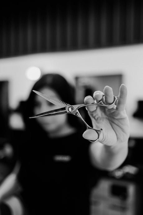 Styling on the Fly: 5 Travel-Friendly Tips from Tommy Gun's Barbershop